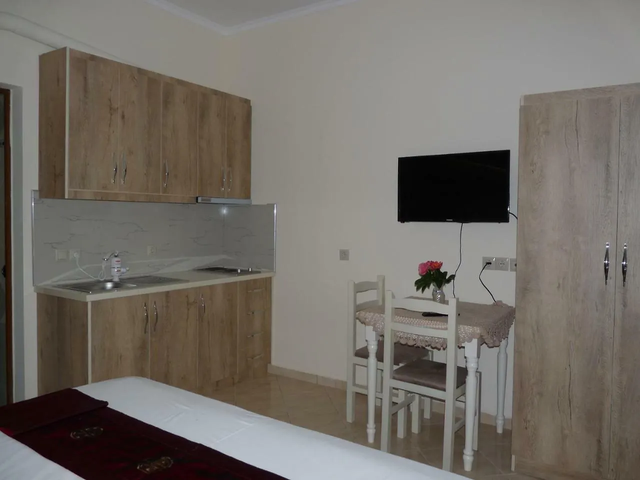 Apartment Dejvi Sarande 0*,