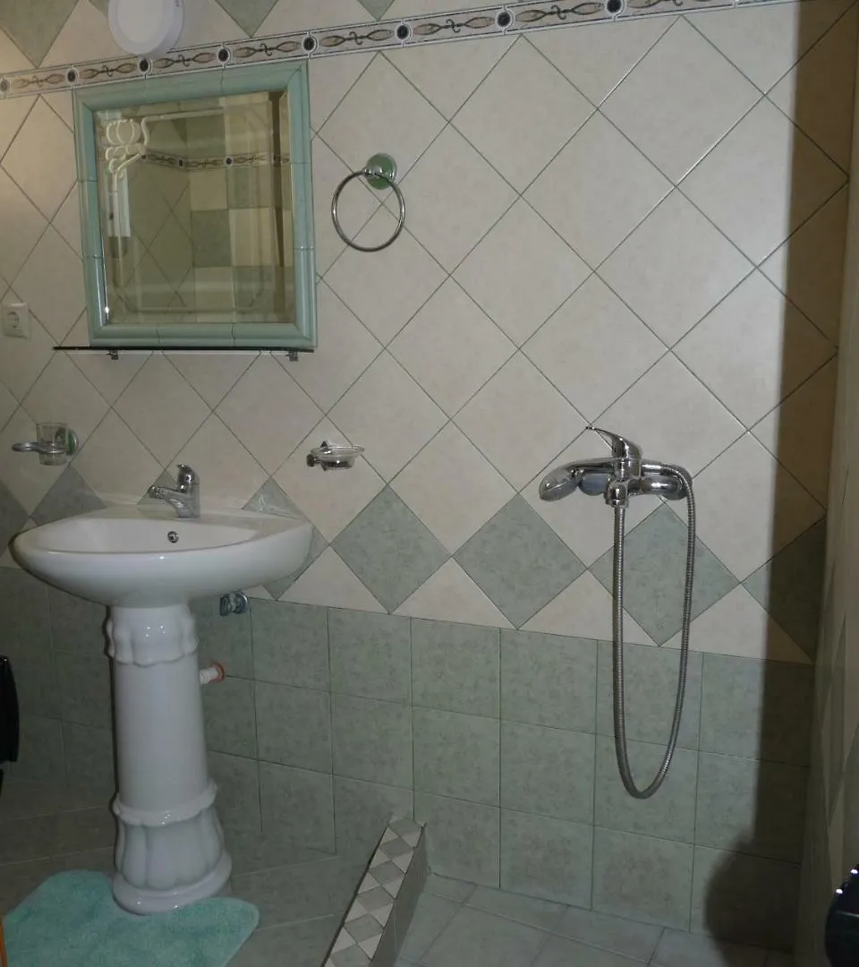 Apartment Dejvi Saranda Albania
