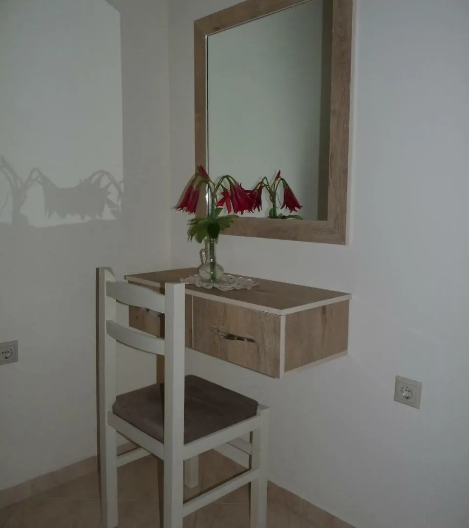 Apartment Dejvi Saranda